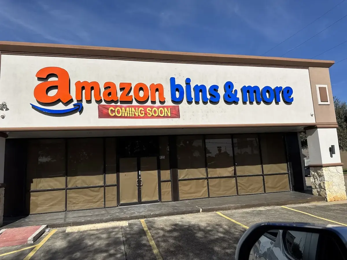 Amazon Bin Store in Tomball, TX