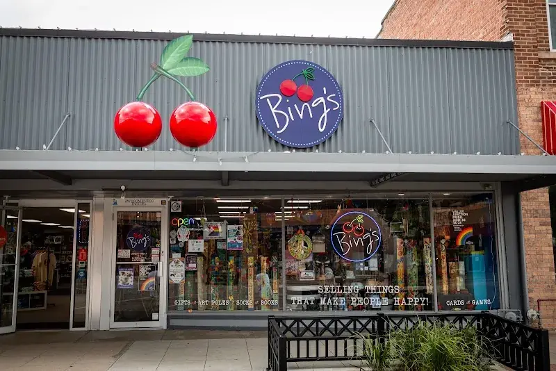 Bing's in West Des Moines, IA