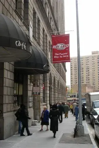 Lot-Less in New York, NY