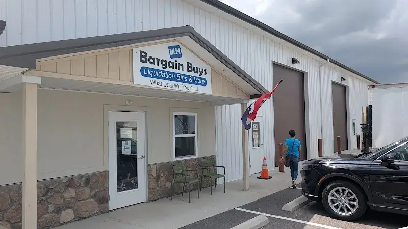 M&H Bargain Buys in Carroll, OH