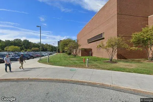 Amazon Locker - Dubai in Newark, DE - street view