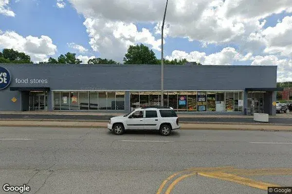 Amazon Locker - Bog in Kansas City, KS