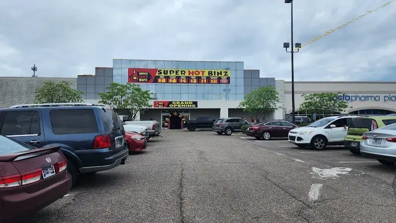 Super Hot Binz in Memphis, TN