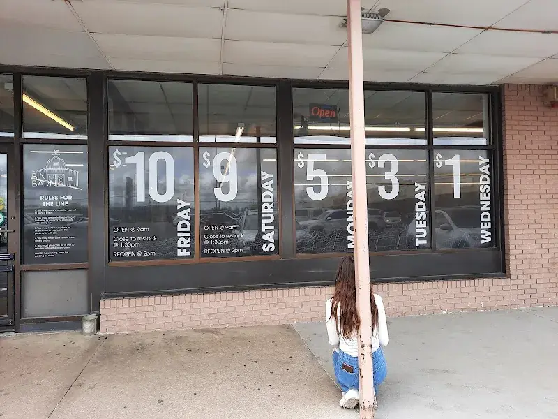 The BIN BARN in Bolivar, MO