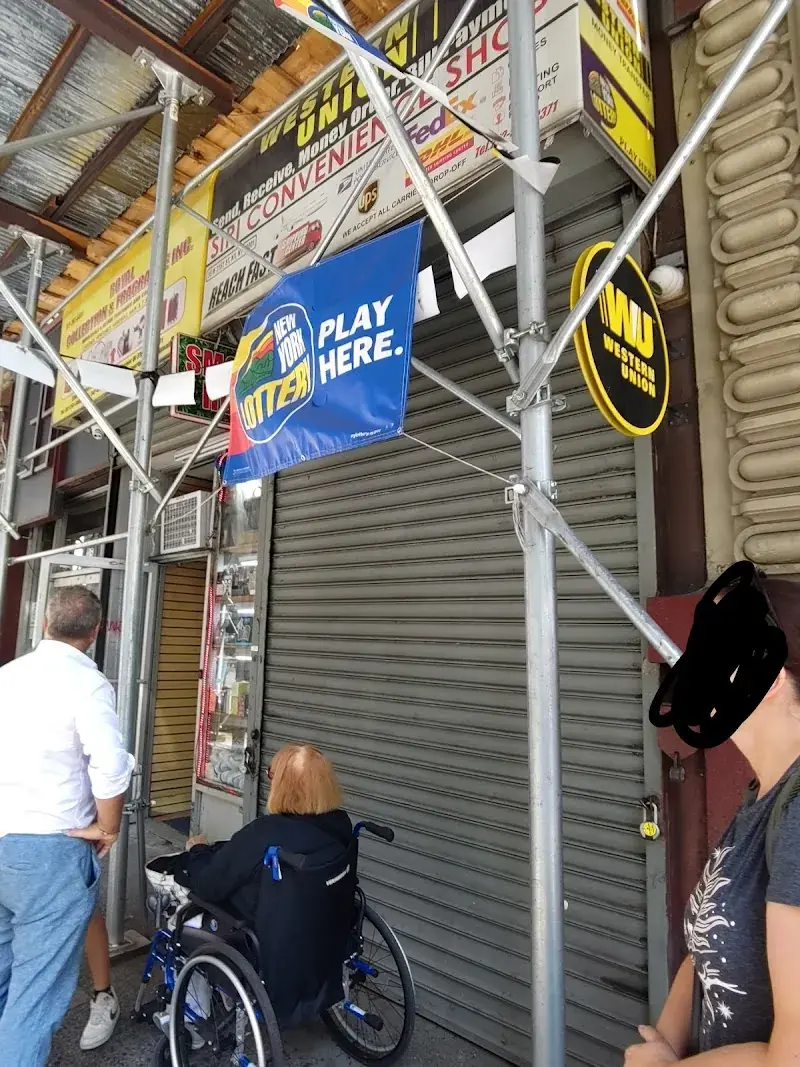 Amazon Counter - REACH FAST SHIPPING (PUDO) in New York, NY