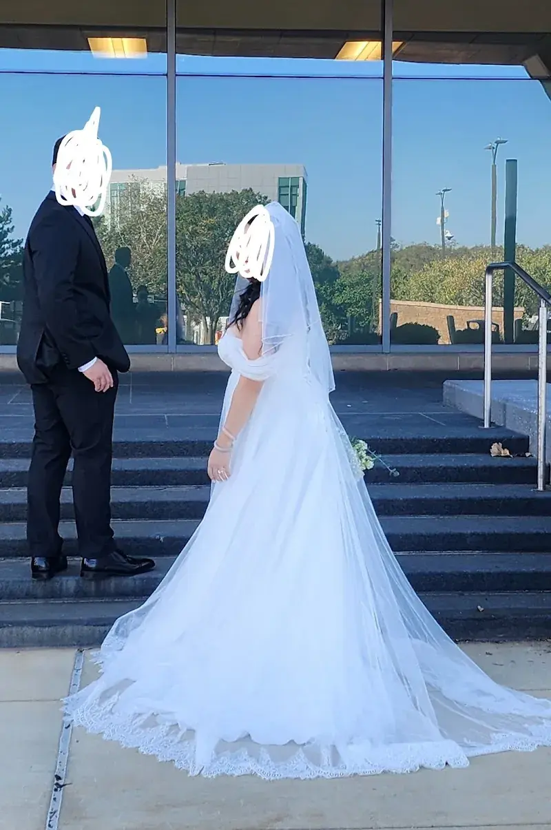 Anjie Warehouse- Return Center - Department Store Return Item Liquidation Truckload Pallets Sale in Lenexa, KS