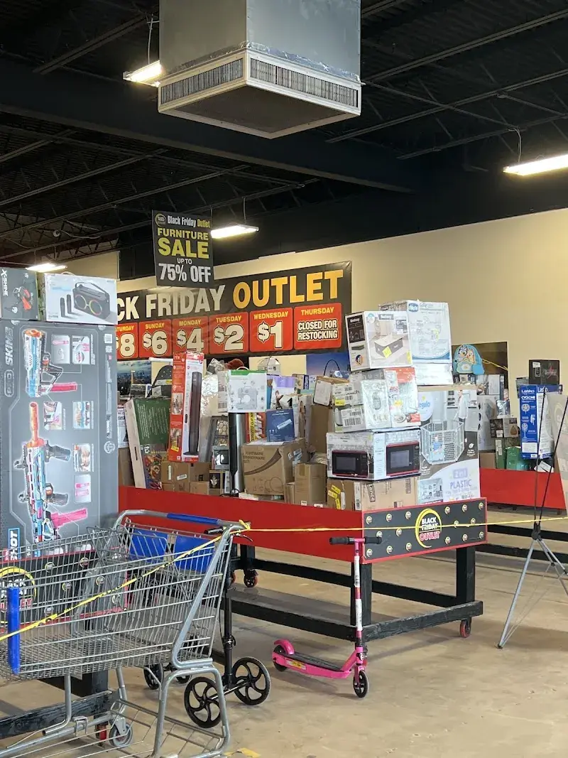 Black Friday Outlet in Hagerstown, MD