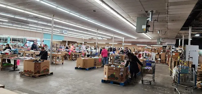 Cheap Charlie's Bargain Bins in Kimberly, WI