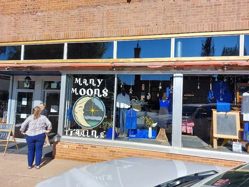 Many Moons Trading in Hot Springs, SD