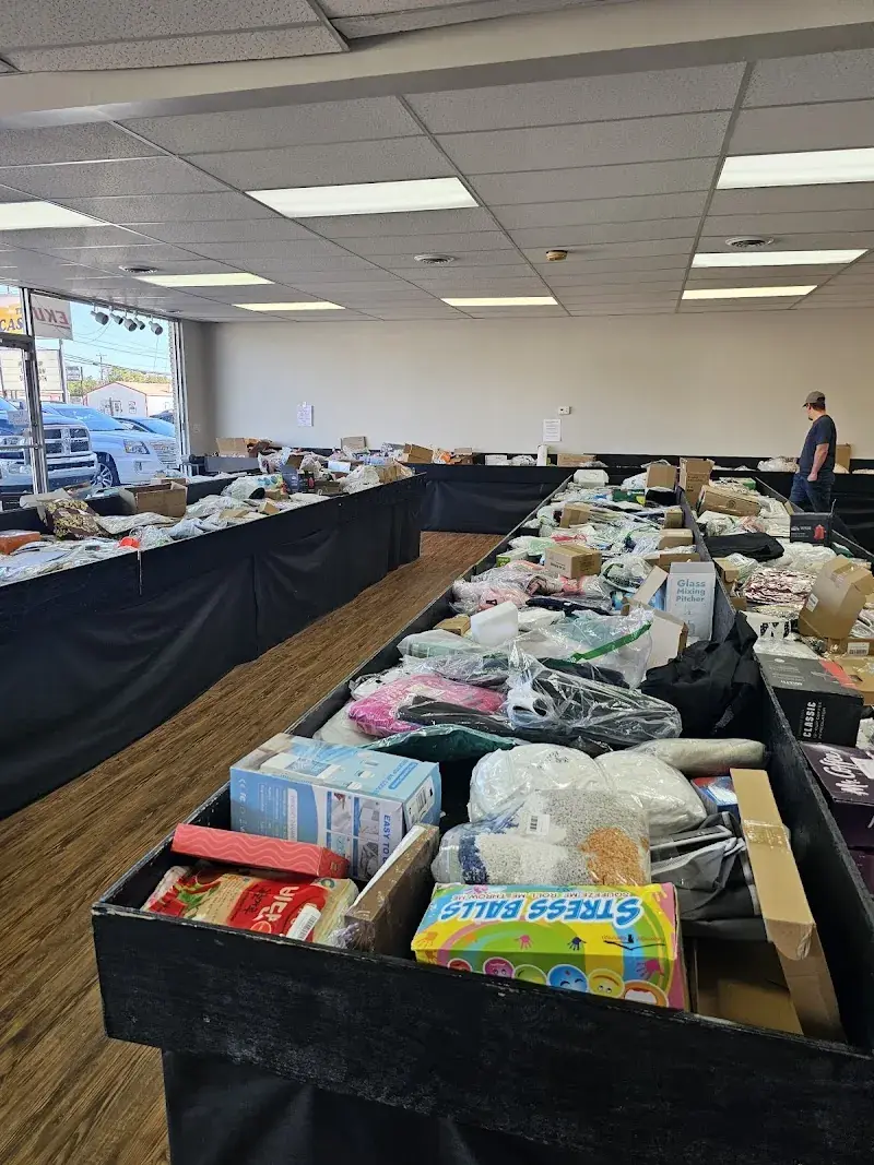 Pallet Jack Bin Store in Richmond, KY
