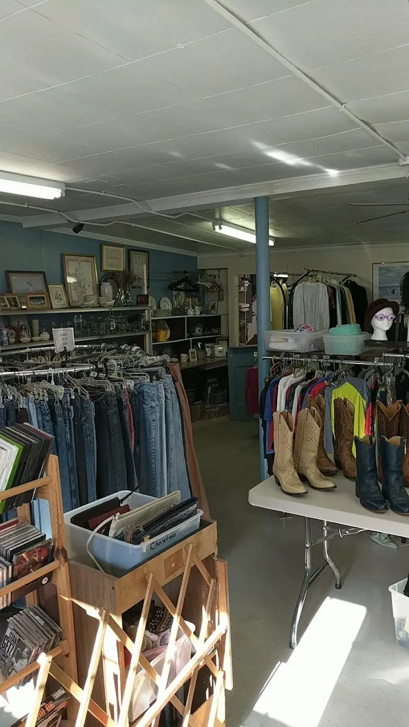 Robin Hood Thrift Shop in Georgetown, DE
