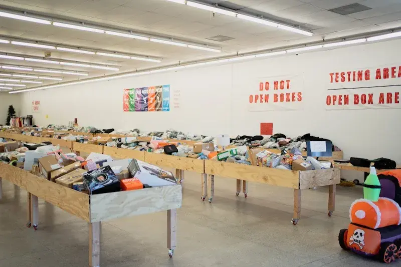 Treasure Bins store in Glendale, AZ