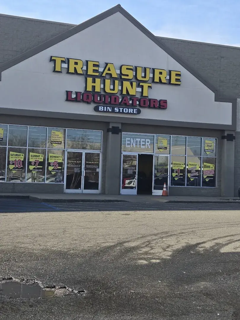 Treasure Hunt Liquidators Bin Store in Greensboro, NC