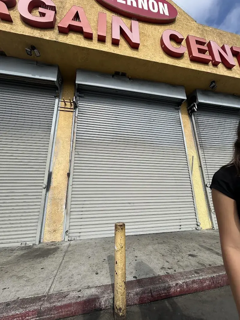 Vernon Bargain Center in Los Angeles, CA