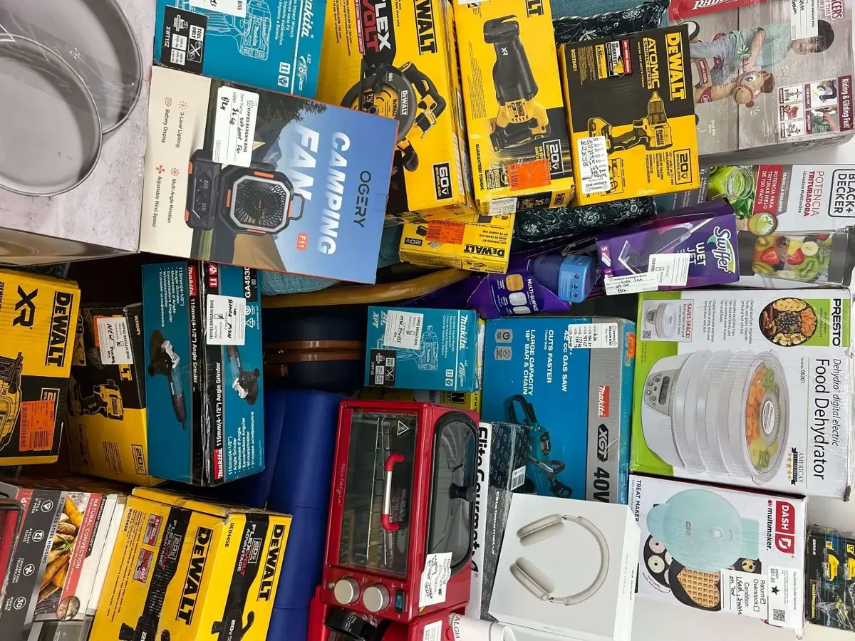 Yippies Bargain Bins in Abingdon, VA